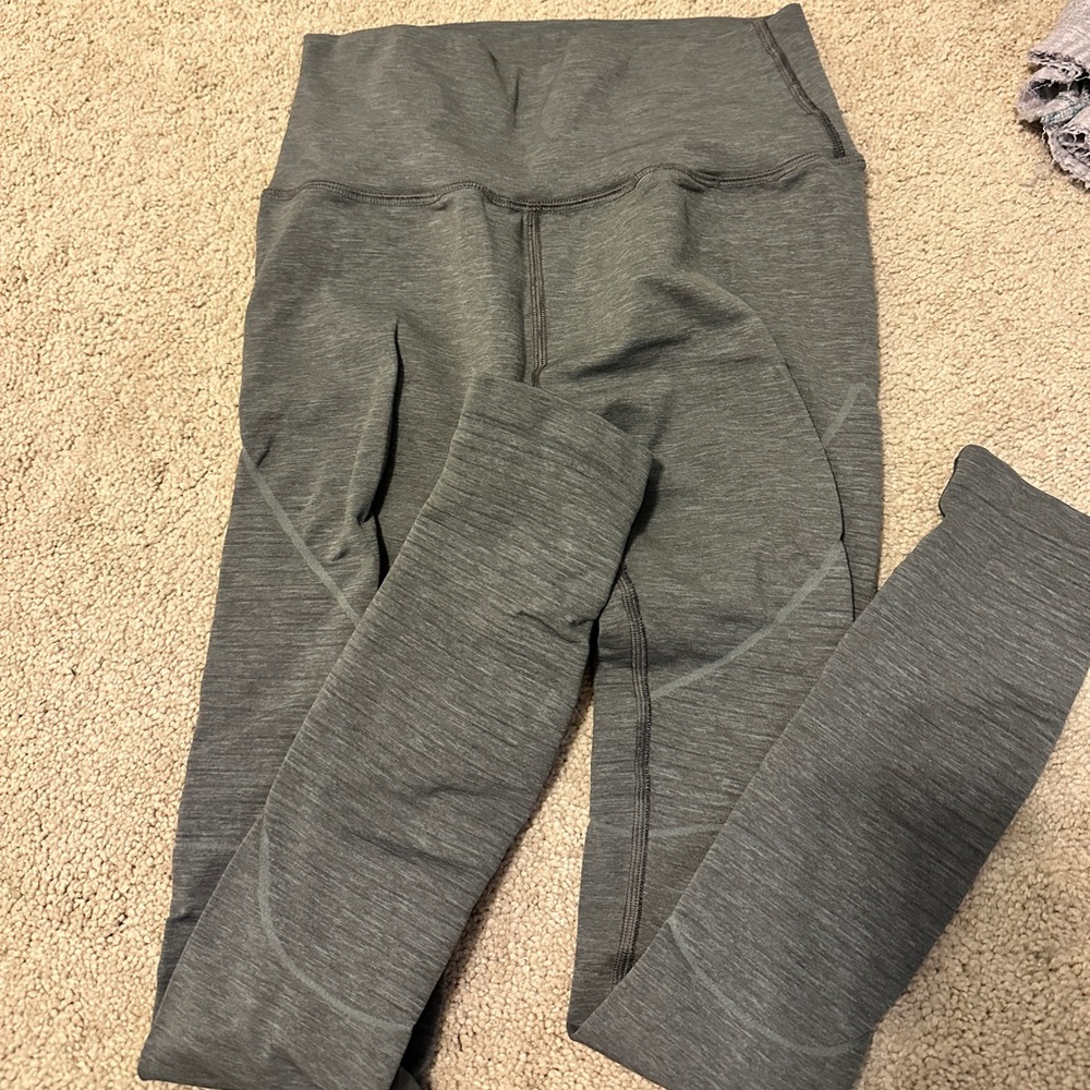 Alphalete leggings